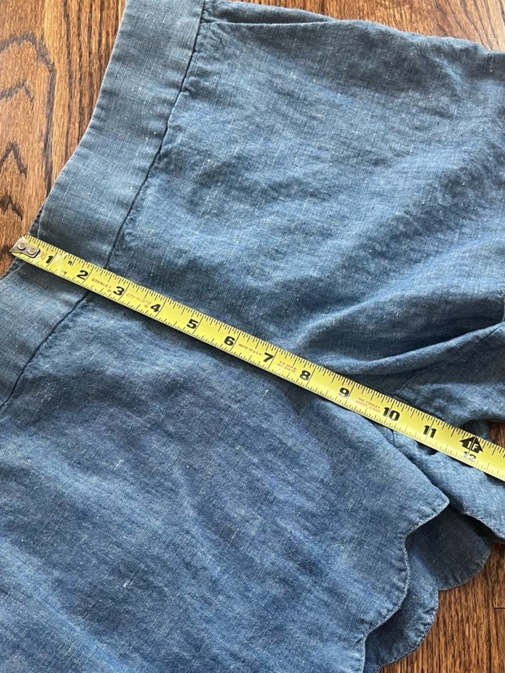 LOFT Chambray Scallop Hem Riviera Shorts Size 8 - Picture 7 of 8